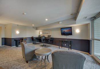 Wi-fi lounge